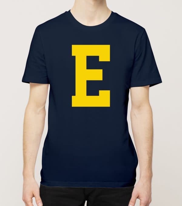 E, Aakkoset, t-paita