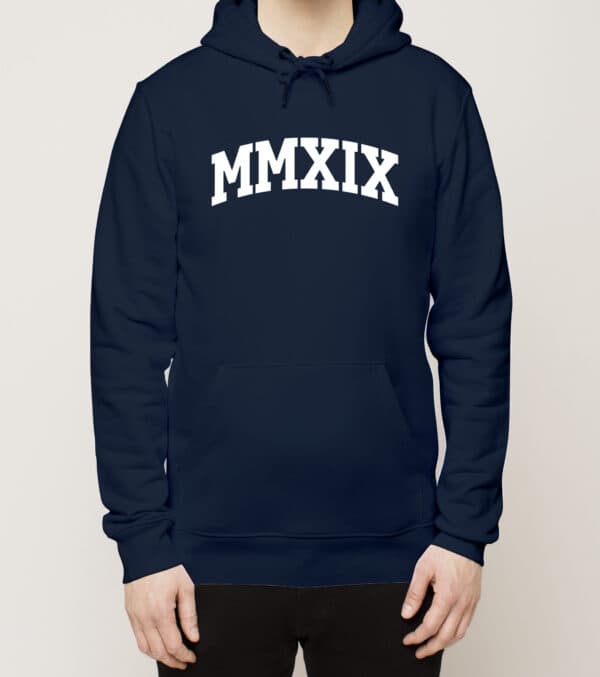 Roomalainen, 2019, Vuosi, huppari