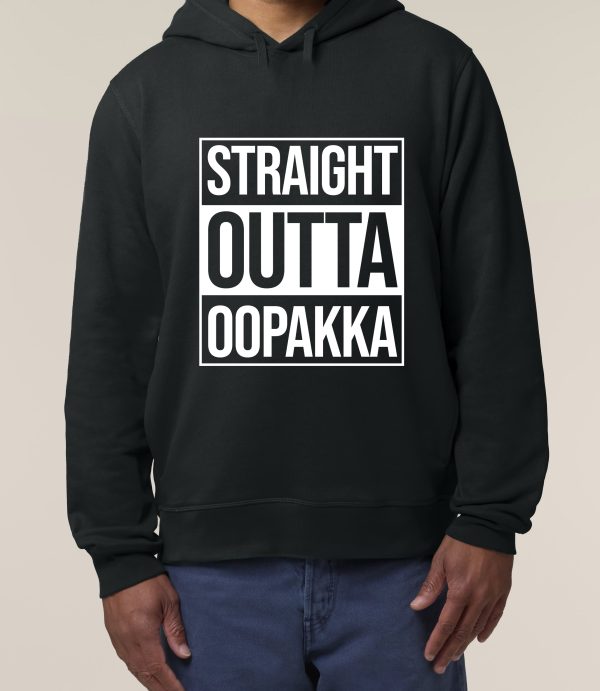 Akaa – Oopakka, Straight Outta, huppari